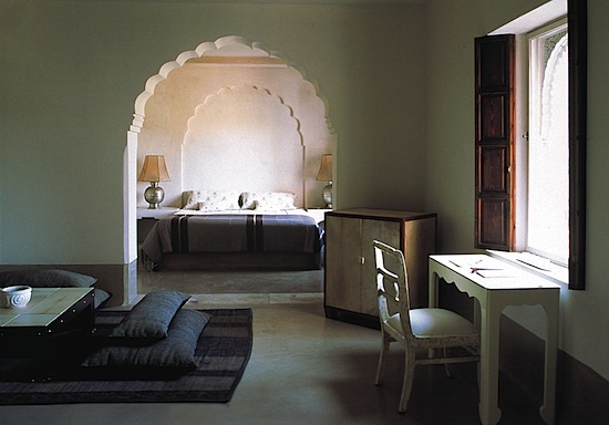 20- bedroom in a Harim-suite.jpg